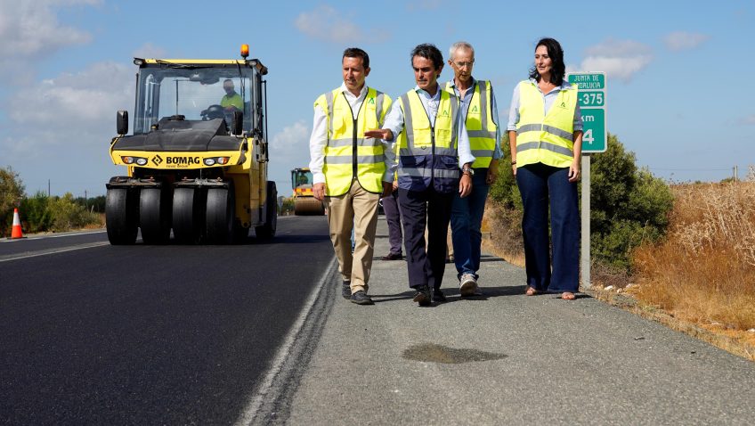 Andalucía invierte 3,2 millones de euros en renovar la carretera entre Utrera y Puerto Serrano (A-375)